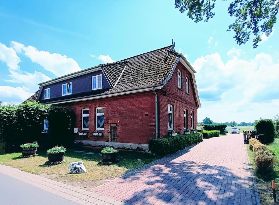 Ruhiges Exzellenz-Appartement Diana Im Elb-Urstromtal - Fast Wlan, Good For Long-Terms Bleckede Exterior foto